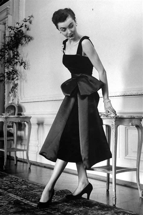 christian dior dioressence vintage|christian dior new look 1940s.